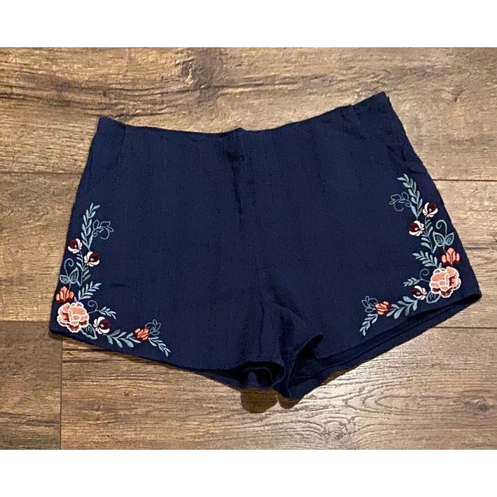 Blue Rain Floral Embroidered Navy Blue Cotton Shorts Sz M